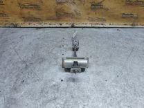 Ограничитель открывания двери передней DY1L2Z Opel Corsa - Фото 3