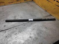 Молдинг стекла двери задней левой наружный 0MFUH3 Ford Fiesta