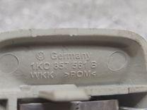 Крепление (крючок) солнцезащитного козырька E3M56V Volkswagen Jetta - Фото 4