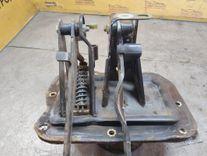 Узел педальный (блок педалей) J00NIC Peugeot 406 купить с доставкой