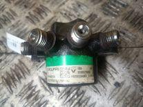 Топливная рампа R727Z9 Nissan Note купить в магазине запчастей бу