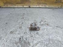 Крепление втулки стабилизатора 2R4HRG Opel Vectra