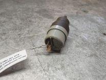 Насос (моторчик) омывателя стекла заднего QFG196 Audi 100 купить в магазине запчастей бу