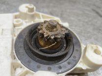 Моторчик стеклоподъемника передний правый 90QW2P Ford Focus купить в магазине запчастей бу