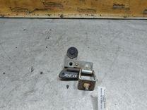 Петля крышки багажника UQMNUC Renault Laguna купить