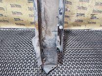 Накладка на порог T7MU30 Toyota Avensis undefined