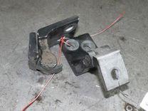 Петля двери задней правой 6SVGM3 Volkswagen Golf