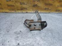 Крепление блока ABS 5KX9FK Toyota Avensis