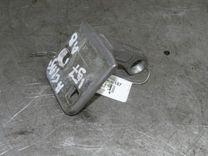 Петля двери передней левой 66WRN0 Mercedes A W168