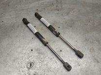 Амортизатор крышки багажника (3-5 двери) M03400 Volkswagen Passat