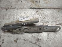 Петля крышки багажника XBJ525 Audi 80