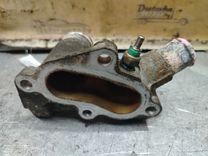 Фланец (тройник) системы охлаждения M0SXDD Ford Fiesta - Фото 2