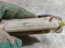 Кнопка открытия багажника 2E8VLO Toyota Avensis - Фото 4