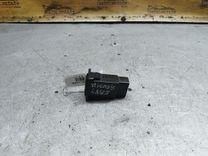 Кнопка антипробуксовочной системы ZW2JJ2 Toyota Avensis купить с доставкой