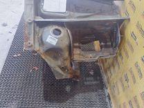 Стакан лонжерона правый G9CL8X Audi 80 - Фото 1