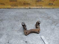 Скоба суппорта заднего F5M718 Audi 100