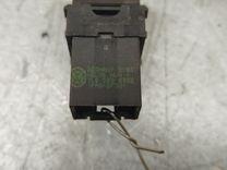 Кнопка стеклоподъемника заднего правого B7CJV2 Volkswagen Passat купить в магазине запчастей бу
