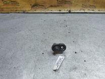 Выключатель концевой (концевик) OXS6SN Toyota Avensis