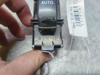 Кнопка стеклоподъемника переднего правого 100YAX Toyota Avensis Verso - Фото 2