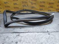 Уплотнитель двери передней правой I8296G Audi 100 купить