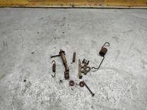 Механизм развода задних тормозных колодок левый Y04A9H Mazda MPV