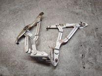 Петля крышки багажника GV3J83 Volkswagen Passat - Фото 1