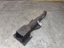 Клык бампера передний правый 085OLN BMW 7 E32