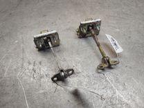 Ограничитель открывания двери передней 722WLZ Citroen C5 - Фото 2