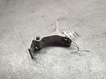 Петля двери передней правой YIYNU8 Audi 80