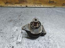 Подушка крепления КПП 8T796B Opel Zafira