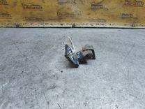 Петля двери задней левой 9XB8IS Peugeot 406 - Фото 1