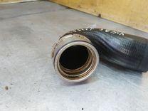 Патрубок интеркулера R7QBFM Volkswagen Passat - Фото 2