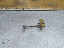 Ограничитель открывания двери передней 0ZVTI5 Citroen C5 - Фото 2