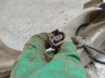 Кулак поворотный левый VR5CRQ Audi A4 купить в магазине запчастей бу