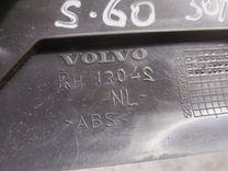 Накладка на порог внутренняя передняя правая PEK8U0 Volvo S60 купить на авторазборке