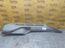 Направляющая шторки багажника (салазки) 02BW90 Peugeot 406 undefined