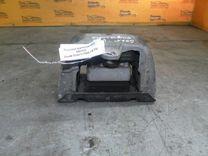 Подушка крепления КПП K8M4O3 Skoda Octavia