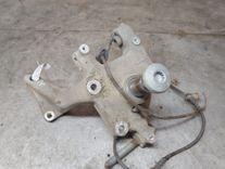 Кулак задний правый M2EUJM Volkswagen Passat