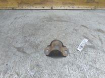 Крепление втулки стабилизатора 4HSM4H Ford Mondeo