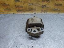 Подушка крепления двигателя 95TW8E Ford Galaxy