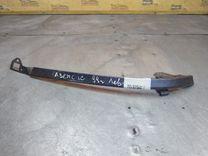 Ус под фару левый IEJ6JV Toyota Avensis