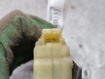 Активатор замка крышки топливного бака R061Q6 Volvo S80 - Фото 5