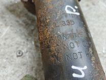 Амортизатор передний правый YIWH9T Volkswagen Golf купить с доставкой