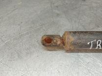 Амортизатор крышки багажника (3-5 двери) O003WW Hyundai Trajet - Фото 3