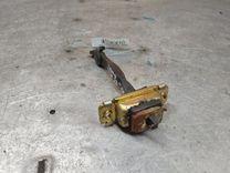 Ограничитель открывания двери передней 16NC2D Hyundai Trajet - Фото 2