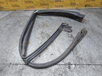 Уплотнитель N3GY7I Subaru Forester