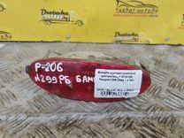 Фонарь противотуманный центральный M7A16K Peugeot 206