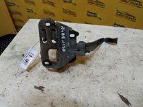 Крюк капота HP1S29 Audi A4 купить