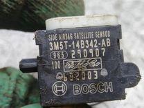 Датчик удара E1PH0D Ford Focus - Фото 4