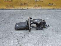 Петля крышки багажника 081N3I Volvo XC70 - Фото 2